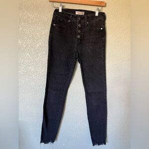 Madewell 9” high rise skinny with buttons and raw hem